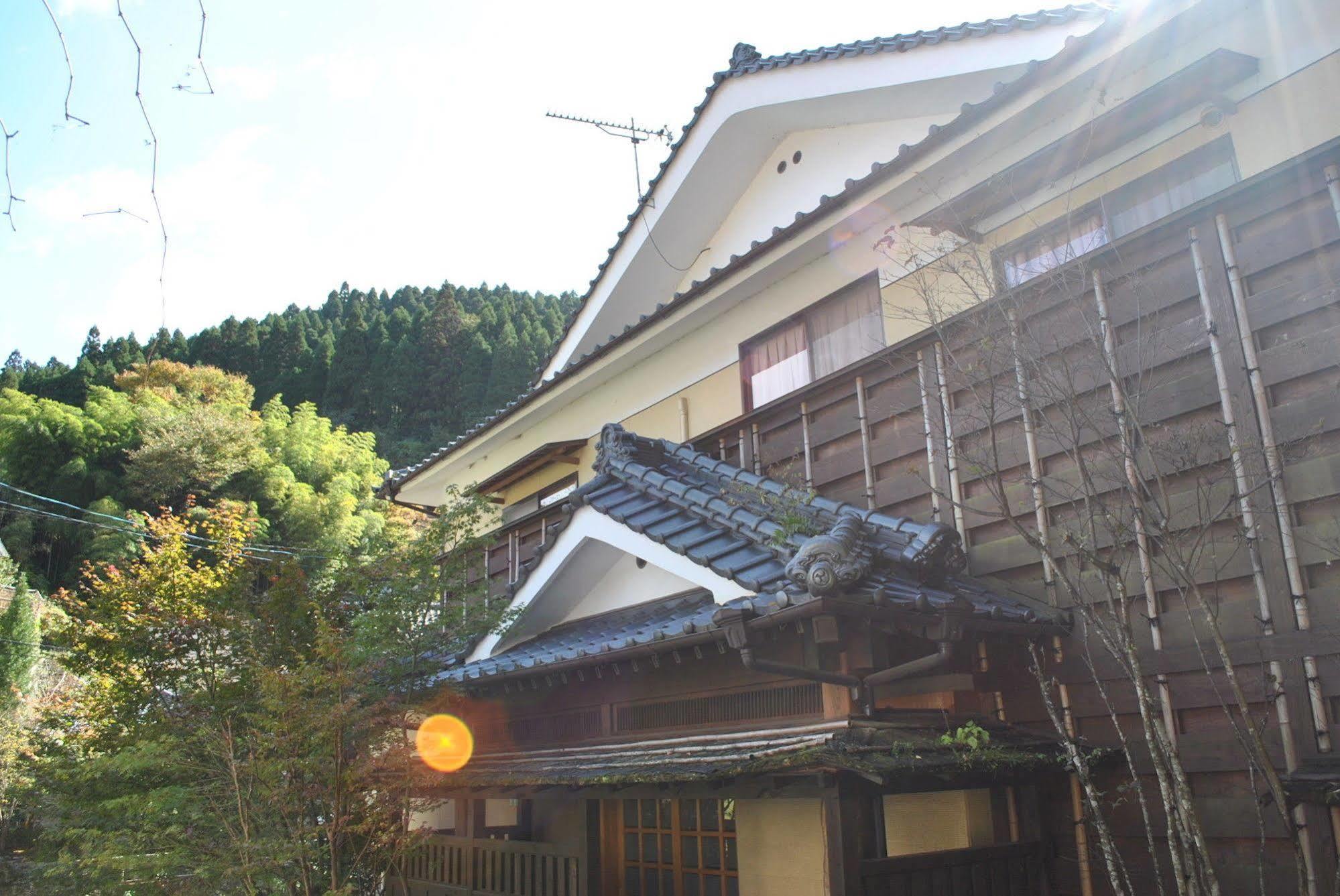 Ban-Ya Hot Spring Inn Yufu Εξωτερικό φωτογραφία