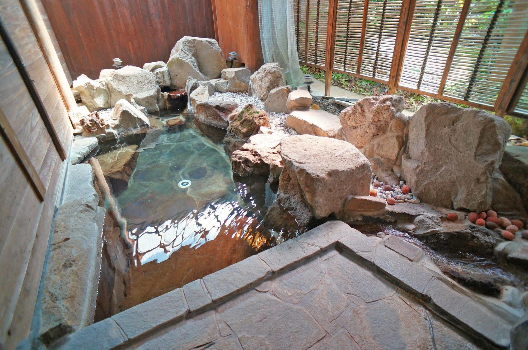 Ban-Ya Hot Spring Inn Yufu Εξωτερικό φωτογραφία