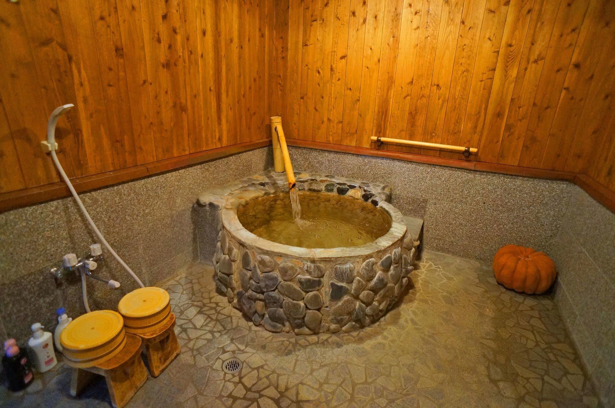 Ban-Ya Hot Spring Inn Yufu Εξωτερικό φωτογραφία