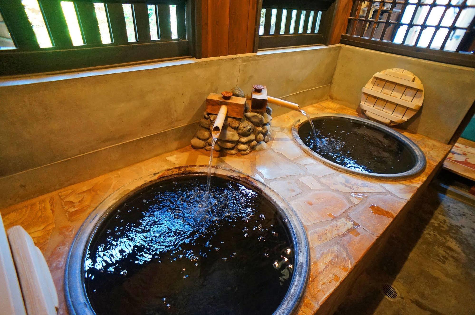 Ban-Ya Hot Spring Inn Yufu Εξωτερικό φωτογραφία